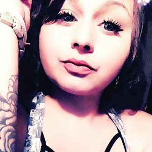 Meet your Posher, Jeramiah iliana